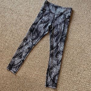 Zyia Viper Pocket Light n Tight Hi Rise 7/8 24’’